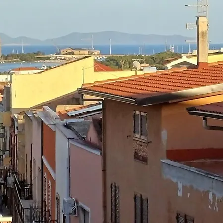Marida - Dimora Moderna In Centro Storico 公寓 SantʼAntìoco