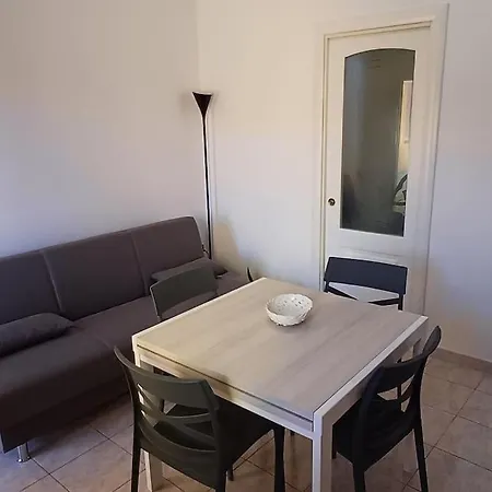 Marida - Dimora Moderna In Centro Storico Appartamento SantʼAntìoco