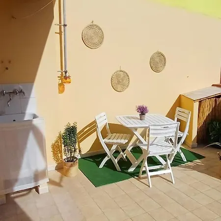 公寓 Marida - Dimora Moderna In Centro Storico SantʼAntìoco