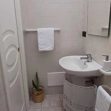 Marida - Dimora Moderna In Centro Storico Apartman